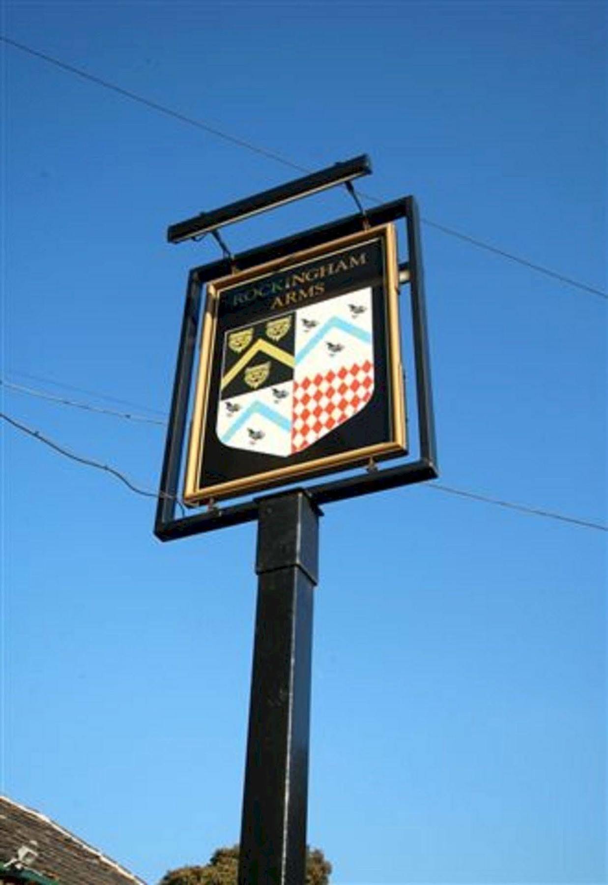 Rockingham Arms By Greene King Inns Wentworth  Exterior foto